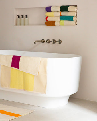 Badhanddoek Yellow Fuchsia - SUITE702