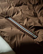 XL Warmwaterkruik College Brown - SUITE702