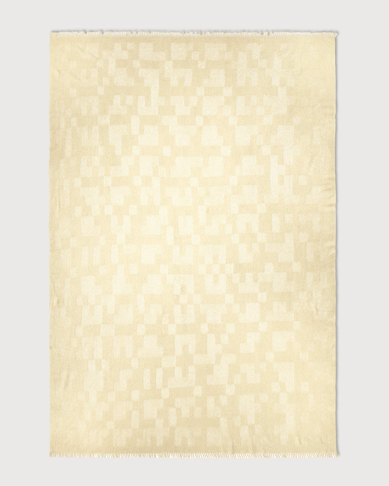 Bed throw Mesh Buttercream