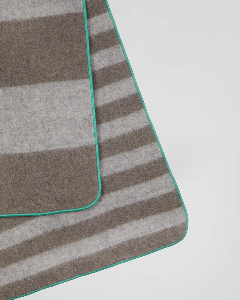 Merino Deken Jade Green - SUITE702