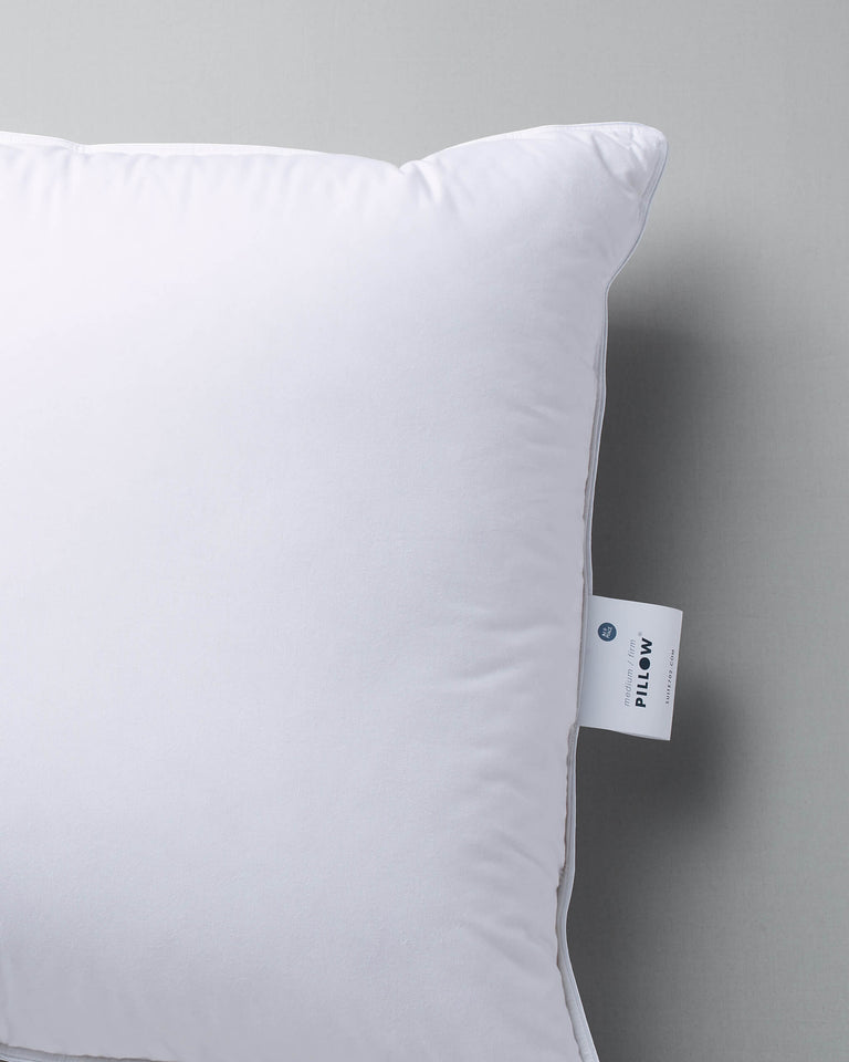Hoofdkussen Medium / Firm White - SUITE702
